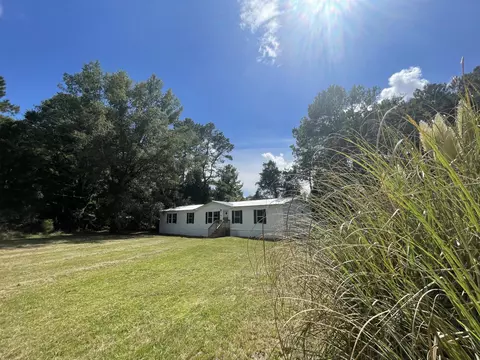198 Dove Ln, Walterboro, SC 29488