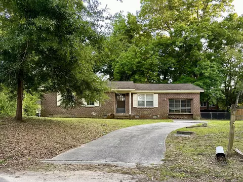 1141 Bonnie Ln, Mount Pleasant, SC 29464
