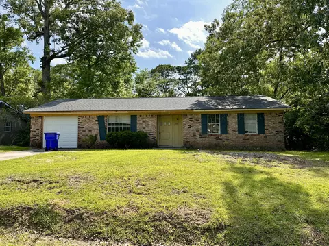 2106 Mission Ave, Charleston, SC 29414