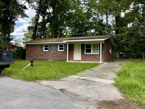 2628 Clara Ln, North Charleston, SC 29406