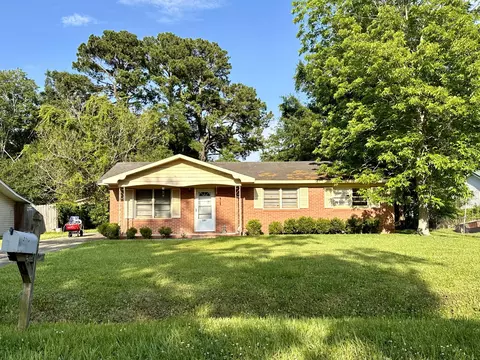 586 Kell Pl, Charleston, SC 29412
