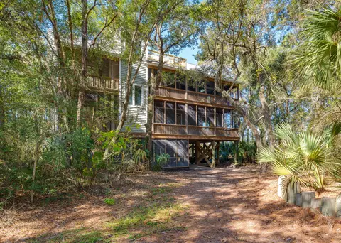 362 Pelican Flight Dr, Dewees Island, SC 29451