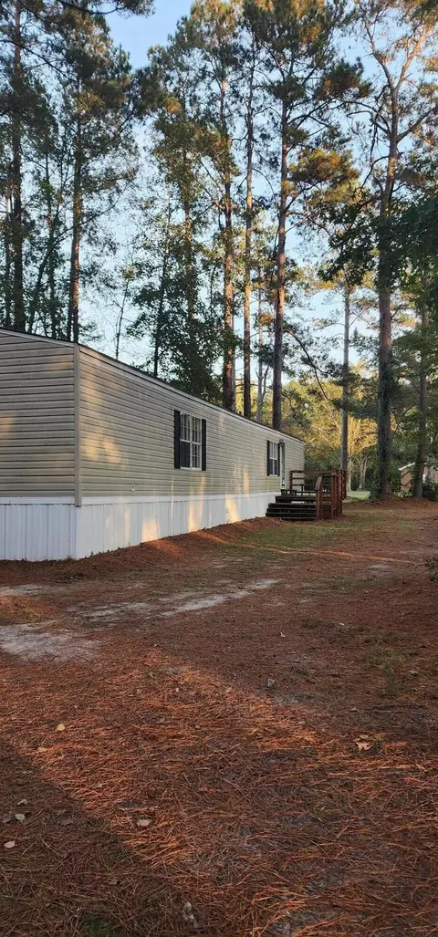 175 Schoolhouse Rd, Dorchester, SC 29437