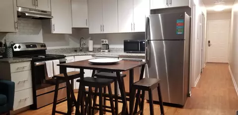 40 Bee St # 112, Charleston, SC 29403
