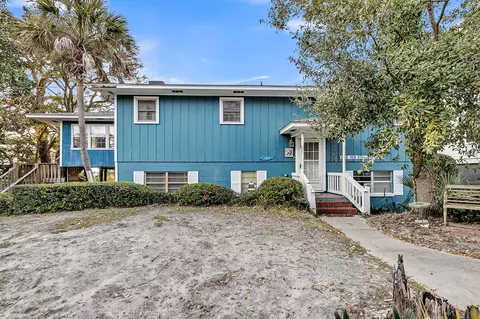 702 Erie Ave, Folly Beach, SC 29439