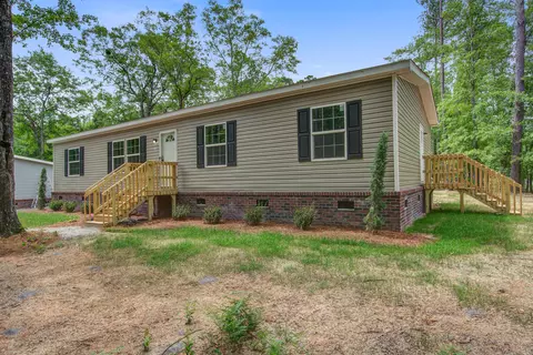 413 Peacock Ln, Summerville, SC 29486