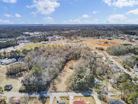 402 Wall St, Moncks Corner, SC 29461 photo 1