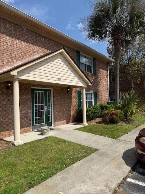 203 Oakmont Ave #B, Ladson, SC 29456