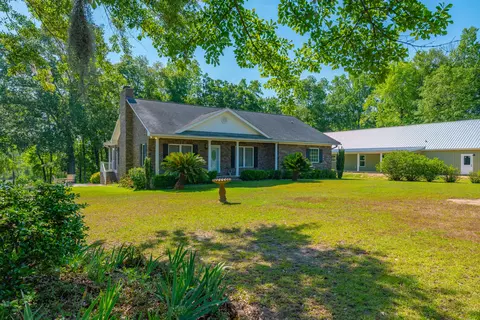 141 Stoudenmire Dr, Cameron, SC 29030