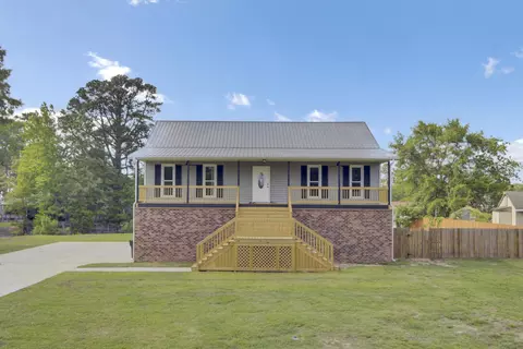 108 Mourning Dove Dr, Bonneau, SC 29431