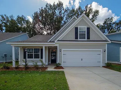 753 Maynard Ln, Summerville, SC 29486