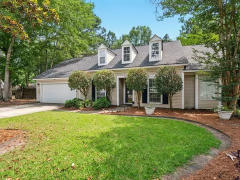 113 Mapperton Ct, Summerville, SC 29485