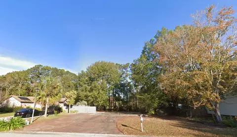 2656 Delhi Rd, North Charleston, SC 29406