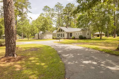 1044 Academy Rd, Walterboro, SC 29488