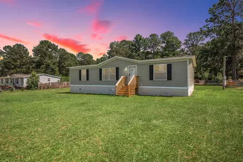 1343 Morello Rd, Manning, SC 29102