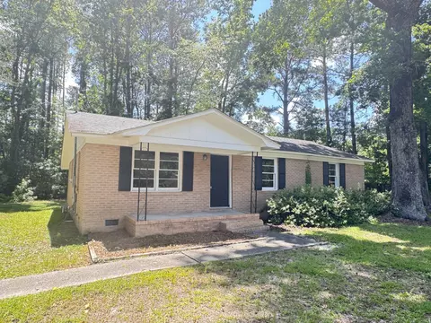 114 Madison St, Walterboro, SC 29488
