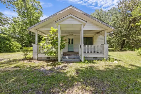 1736 Central Ave, Summerville, SC 29483
