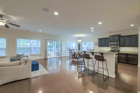 5318 Natures Color Ln, North Charleston, SC 29418