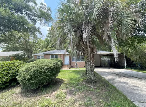 7021 Midland Dr, North Charleston, SC 29406