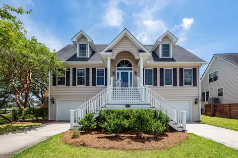 1462 Harborsun Dr, Charleston, SC 29412
