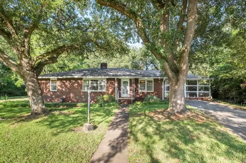 4968 Victoria Ave, North Charleston, SC 29405