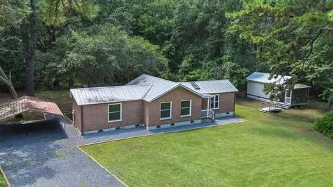 7886 Mary Seabrook Rd, Edisto Island, SC 29438