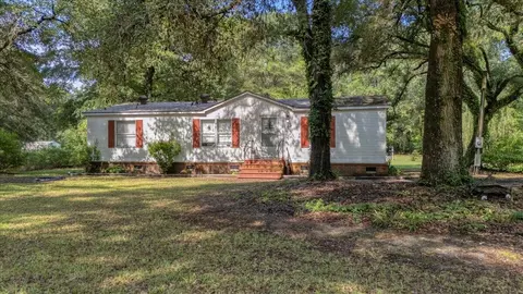 147 Sandpit Dr, Ridgeville, SC 29472