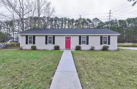 127 Fripp Ln, Summerville, SC 29483