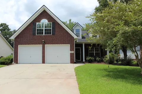 104 Chedburg Dr, Goose Creek, SC 29445