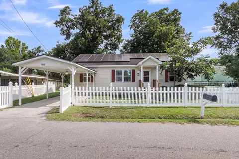 916 Hillsboro Dr, Charleston, SC 29407
