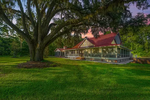 676 Public Lndg Ln, Yemassee, SC 29945