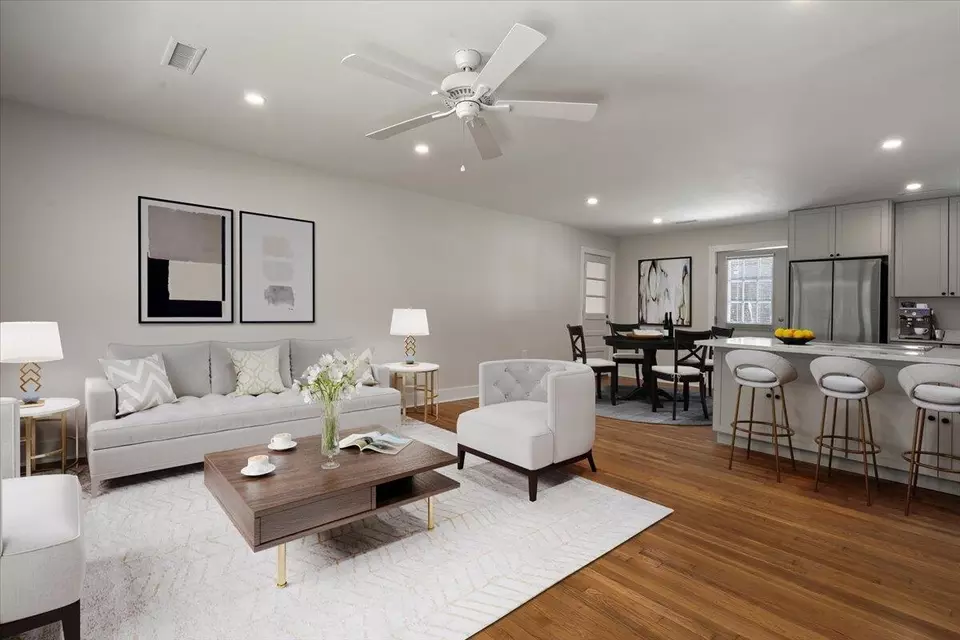 Living - 1333 Teal Ave, Charleston, SC 29412 photo 2 of 9