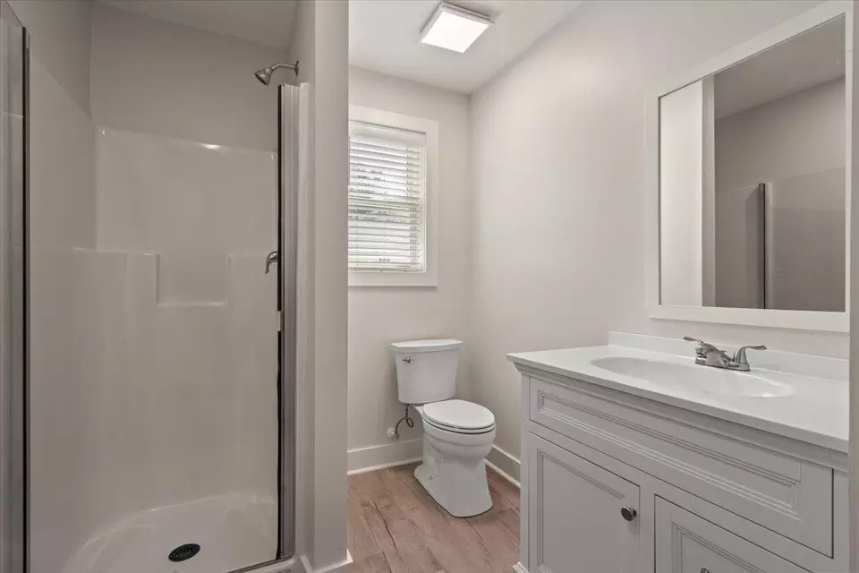 Bath - 1333 Teal Ave, Charleston, SC 29412 photo 7 of 7