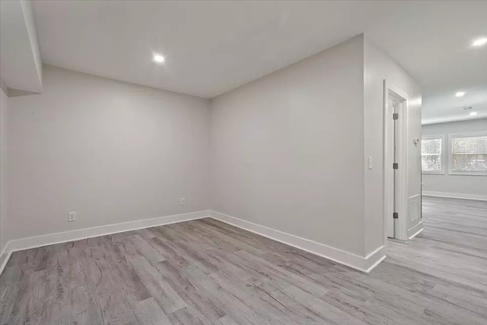 Living - 1333 Teal Ave, Charleston, SC 29412 photo 9 of 9