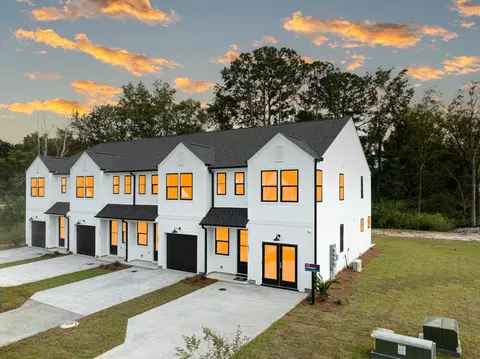 326 Bremerton Dr, Goose Creek, SC 29445