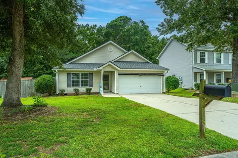 1047 Steelchase Ln, Hanahan, SC 29410