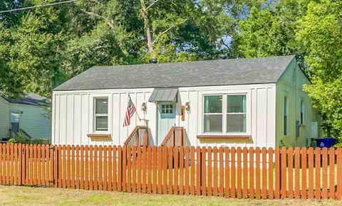 2650 Madden Dr, North Charleston, SC 29405