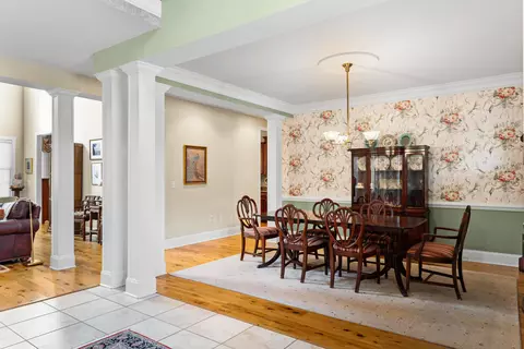 Dining - 4875 Cameron Rd, Cameron, SC 29030 photo 2 of 3