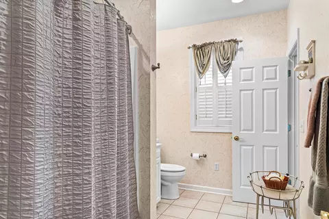 Bath - 4875 Cameron Rd, Cameron, SC 29030 photo 4 of 5