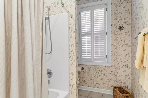 Bath - 4875 Cameron Rd, Cameron, SC 29030 photo 3 of 5