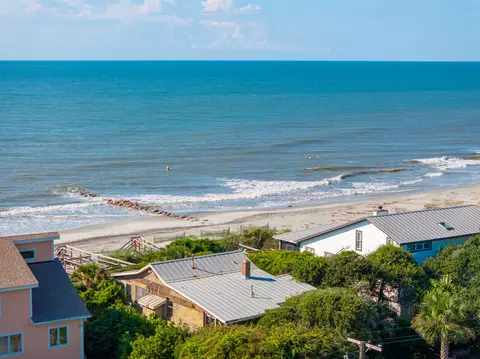 1315 E Ashley Ave, Folly Beach, SC 29439