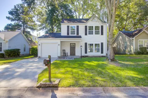 8319 Coventry Ct, North Charleston, SC 29420