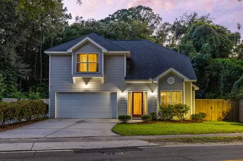 1129 Camp Rd, Charleston, SC 29412