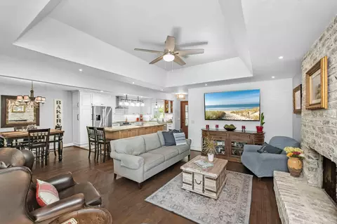 Living - 159 Sea Marsh Dr, Kiawah Island, SC 29455 photo 1 of 5
