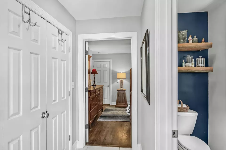 Entry Way - 159 Sea Marsh Dr, Kiawah Island, SC 29455 photo 2 of 2