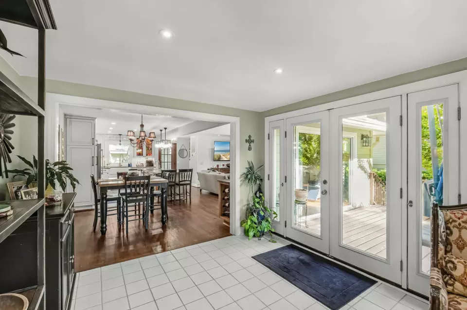 Entry Way - 159 Sea Marsh Dr, Kiawah Island, SC 29455 photo 1 of 2