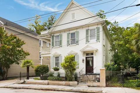 77 Pitt St, Charleston, SC 29403
