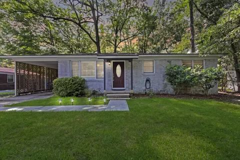 825 Savage Rd, Charleston, SC 29414