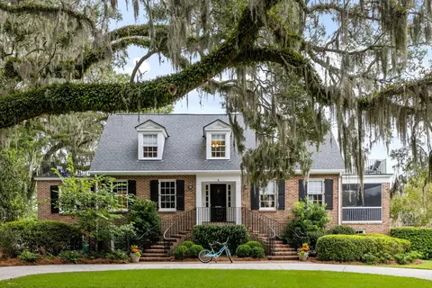 8 New Town Ln, Charleston, SC 29407