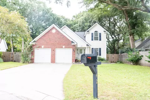 742 Majestic Oak Dr, Charleston, SC 29412